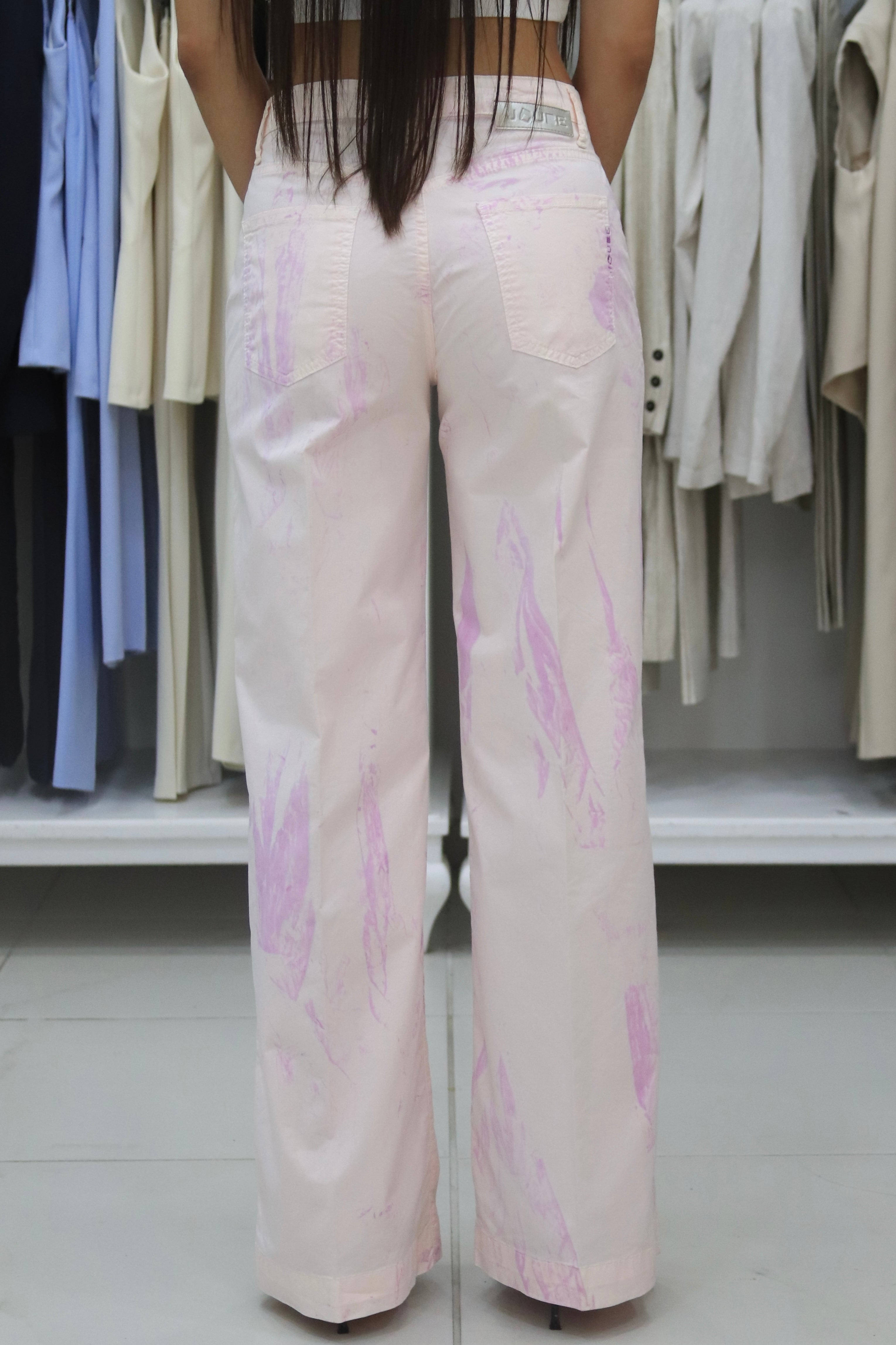 Pantaloni tie-die