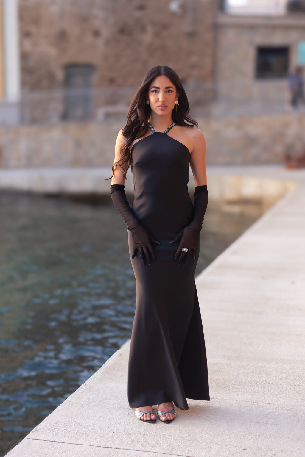 Vestito a sirena in raso